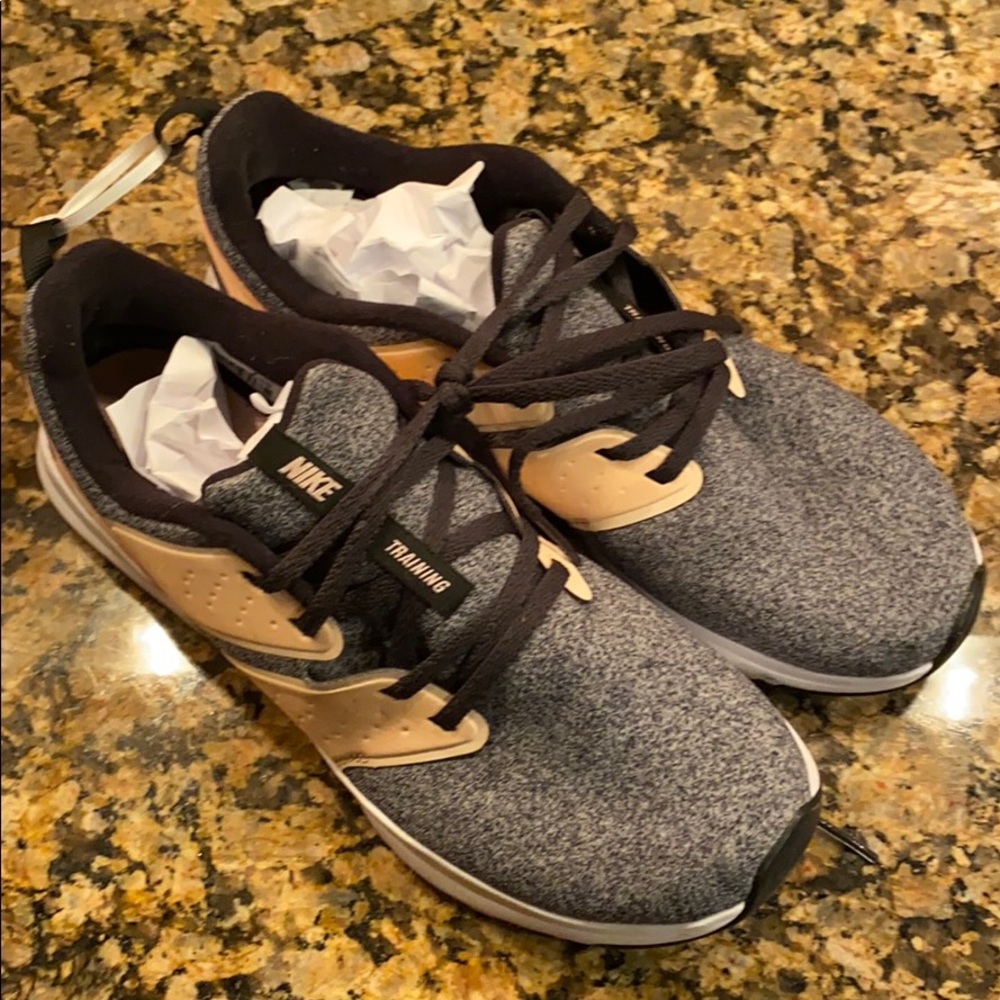 Nike Gray & Pink Training Sneakers 9
